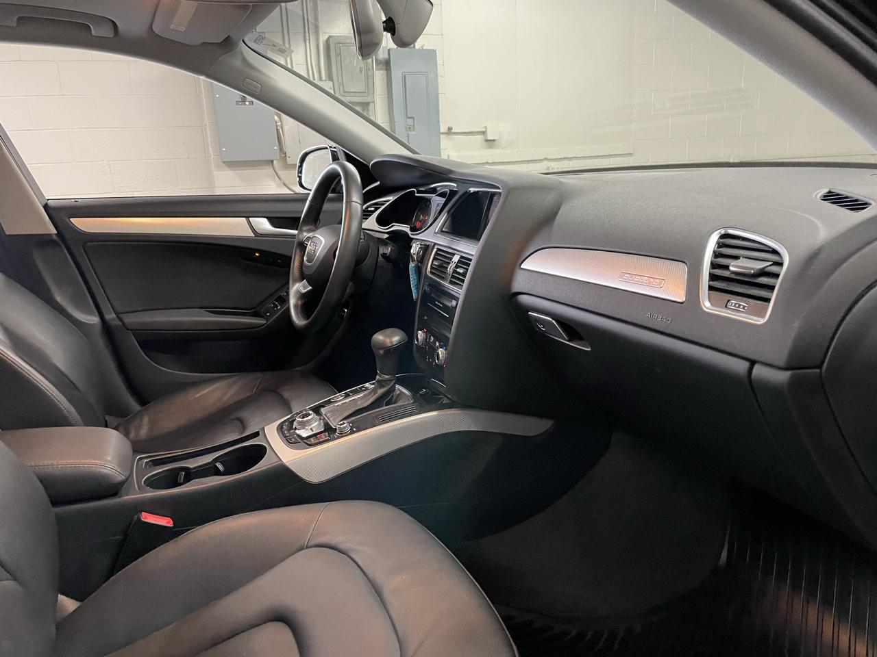 Audi A4 2.0T Premium Plus quattro Sedan 2014