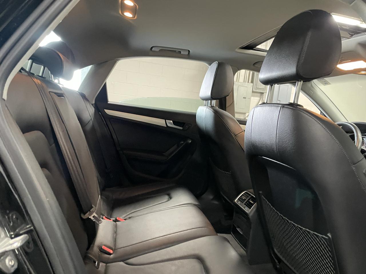 Audi A4 2.0T Premium Plus quattro Sedan 2014
