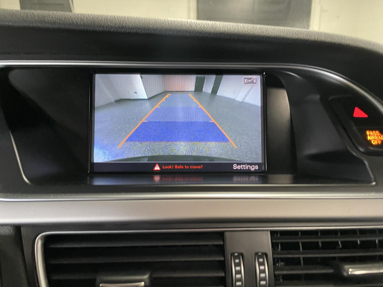 Audi A4 2.0T Premium Plus quattro Sedan 2014