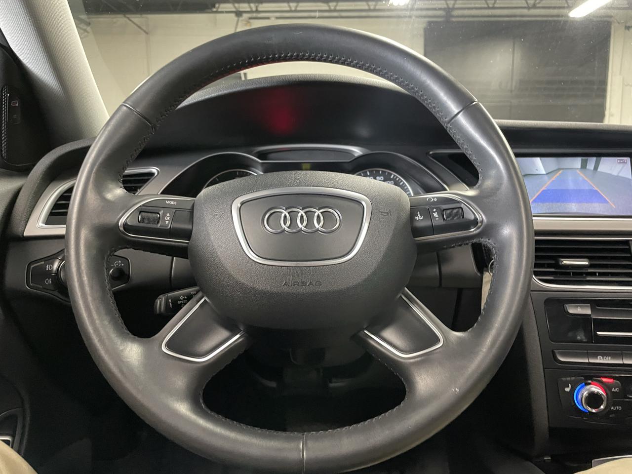 Audi A4 2.0T Premium Plus quattro Sedan 2014