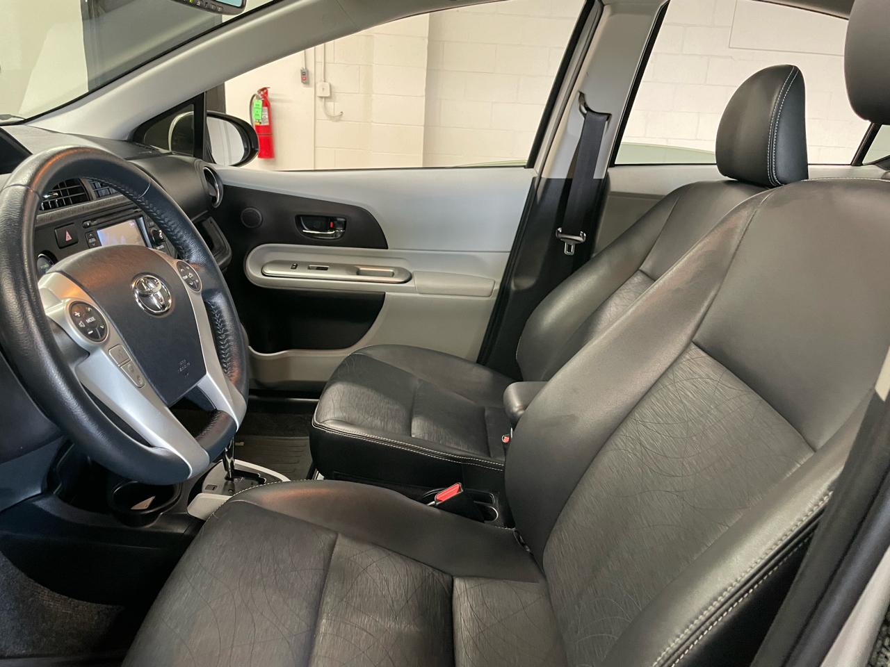 Toyota Prius c Four 2013