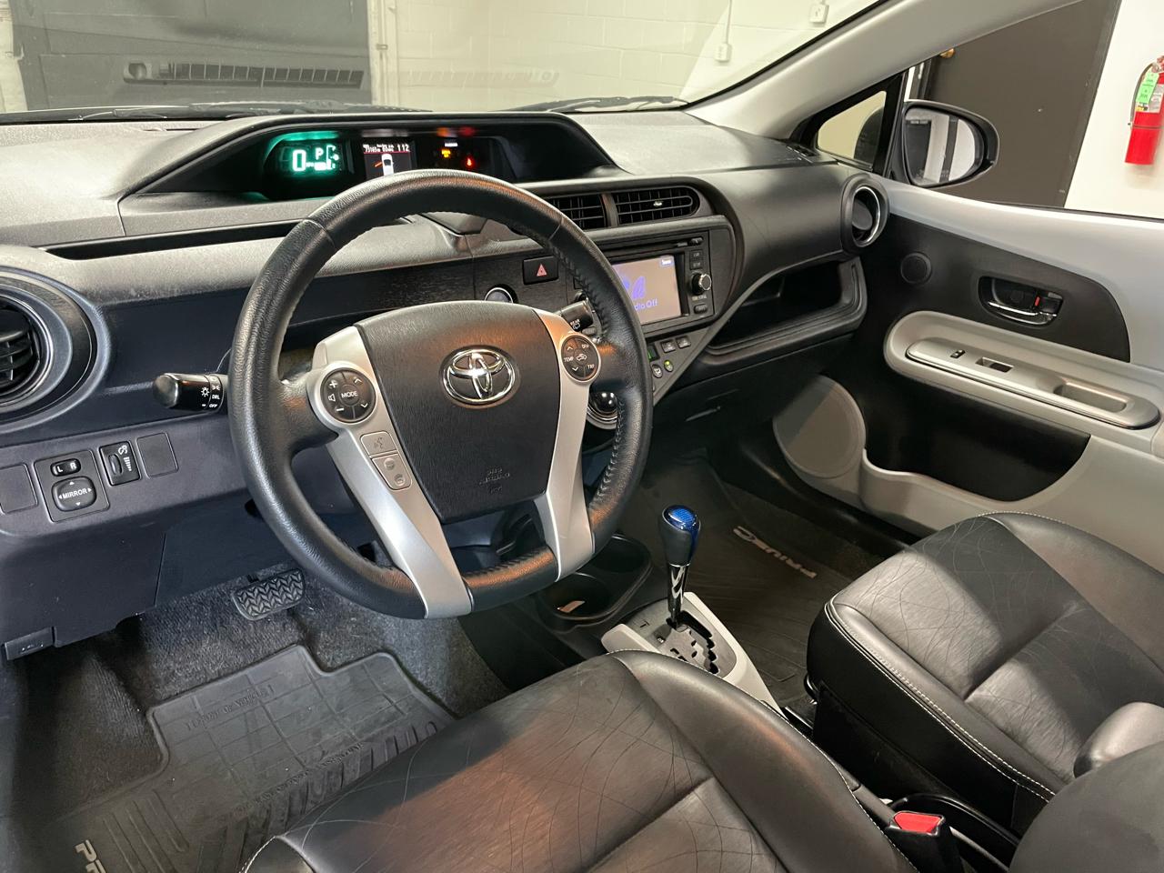 Toyota Prius c Four 2013