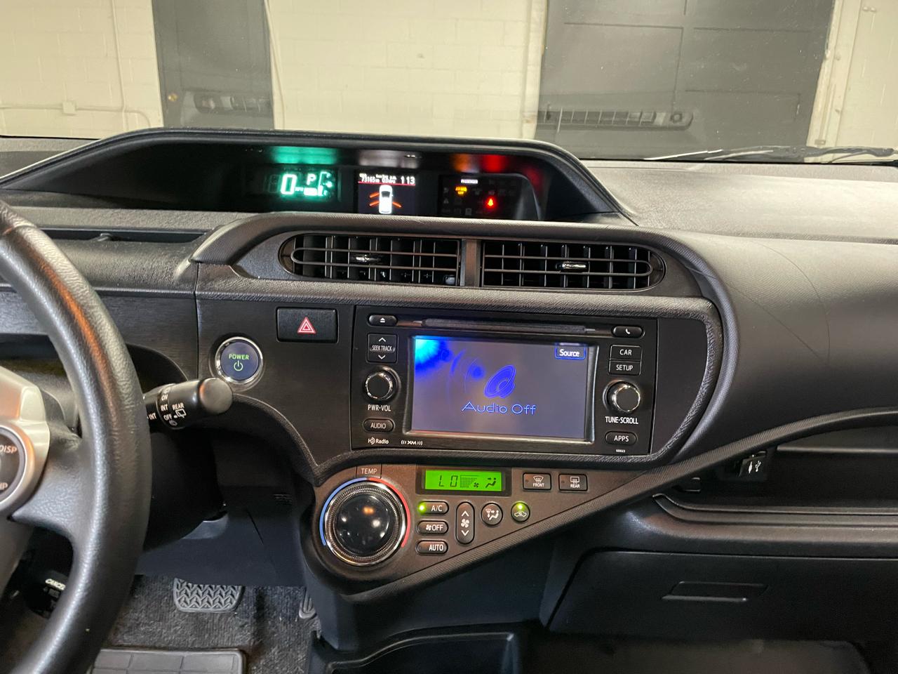 Toyota Prius c Four 2013