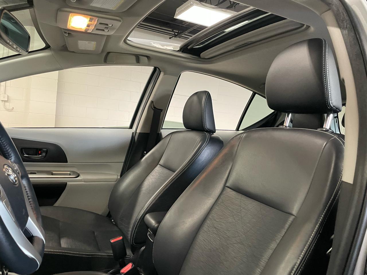 Toyota Prius c Four 2013