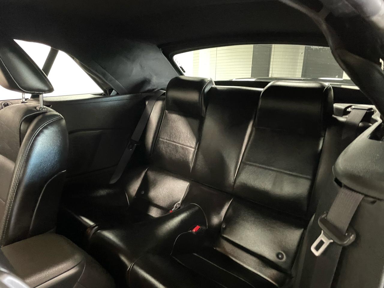 Ford Mustang V6 Deluxe Convertible 2007
