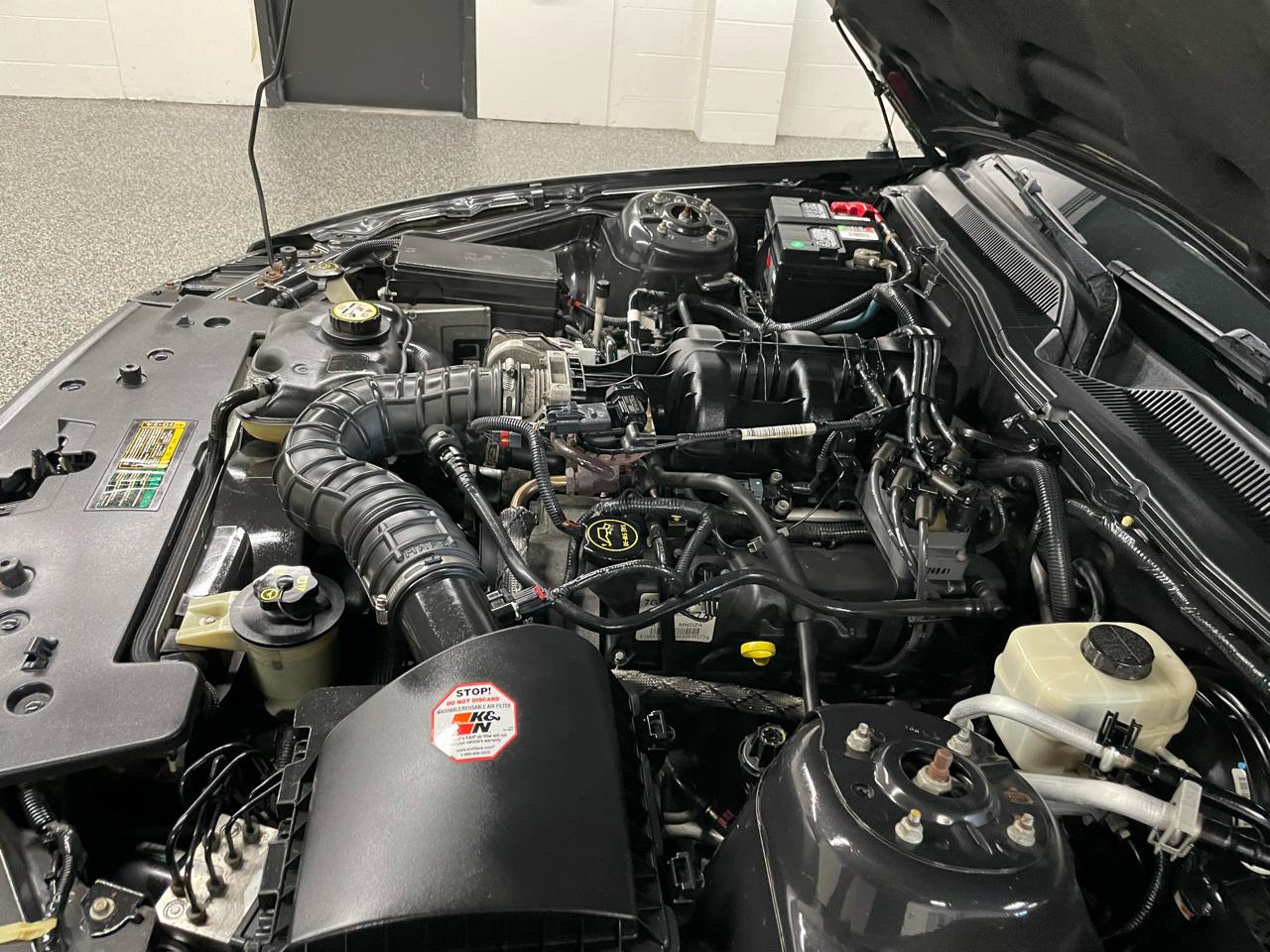 Ford Mustang V6 Deluxe Convertible 2007