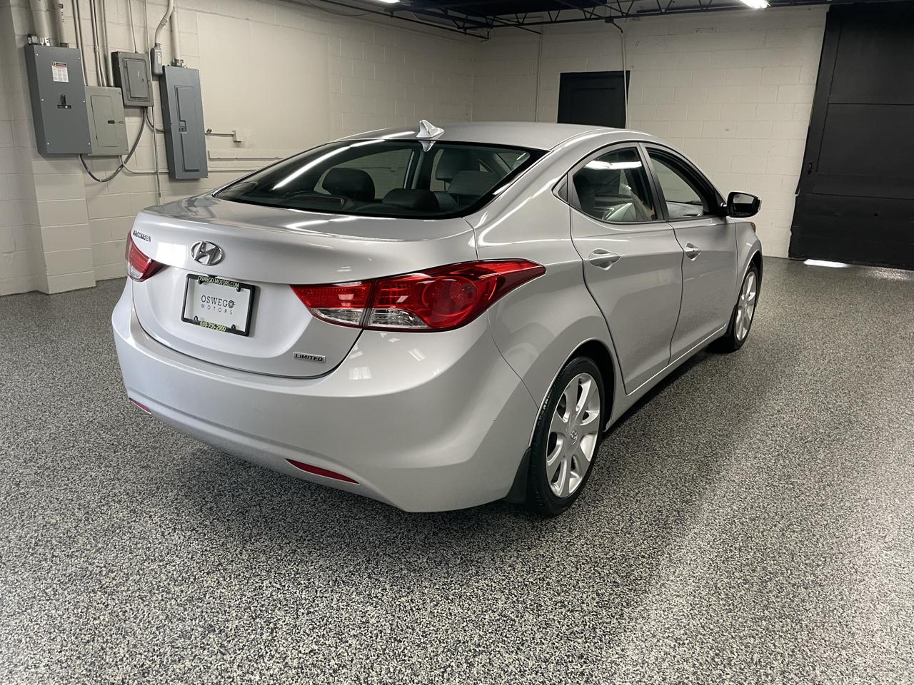 Hyundai Elantra Limited 2013