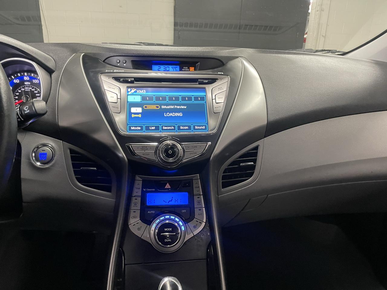 Hyundai Elantra Limited 2013