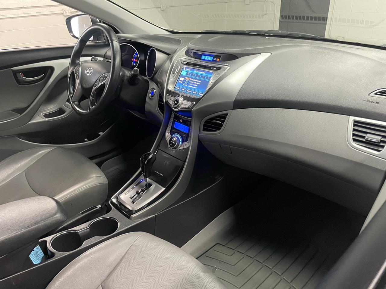 Hyundai Elantra Limited 2013