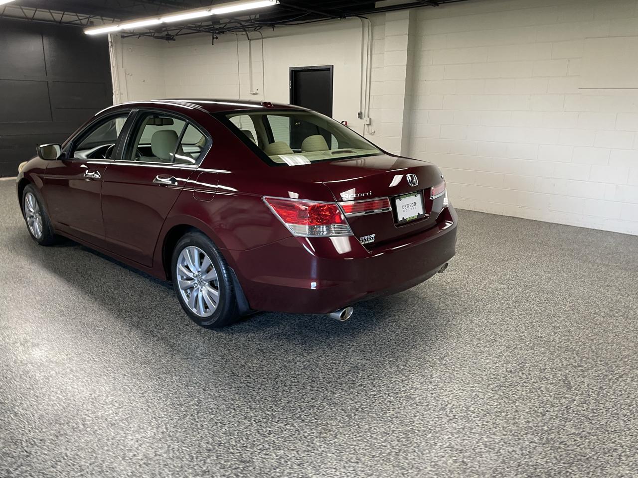 Honda Accord EX-L V6 Sedan AT 2012