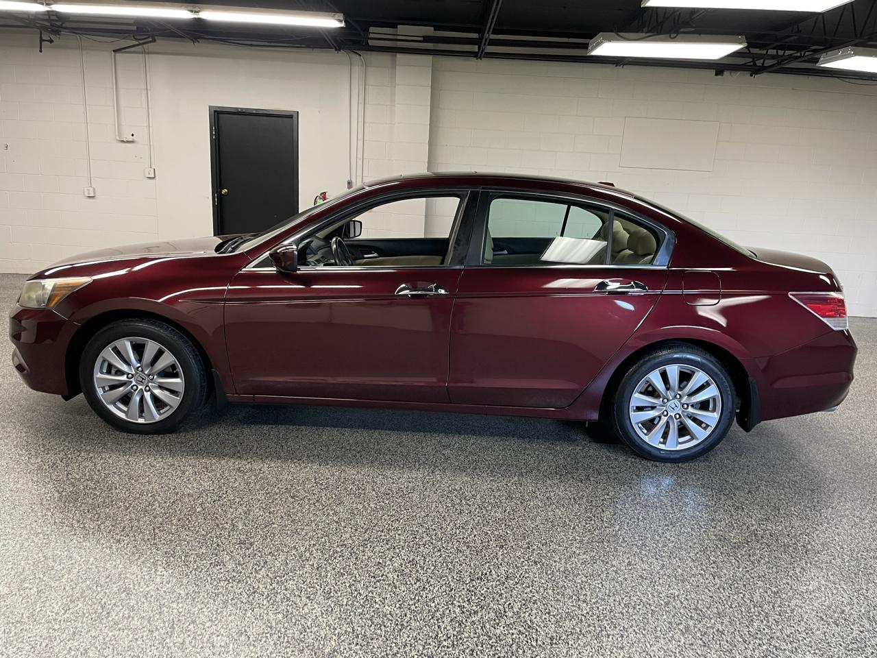 Honda Accord EX-L V6 Sedan AT 2012
