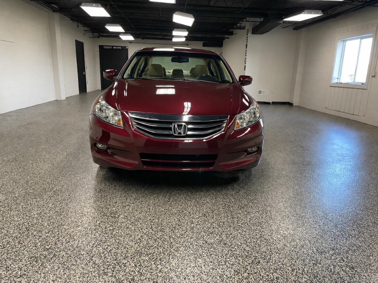 Honda Accord EX-L V6 Sedan AT 2012
