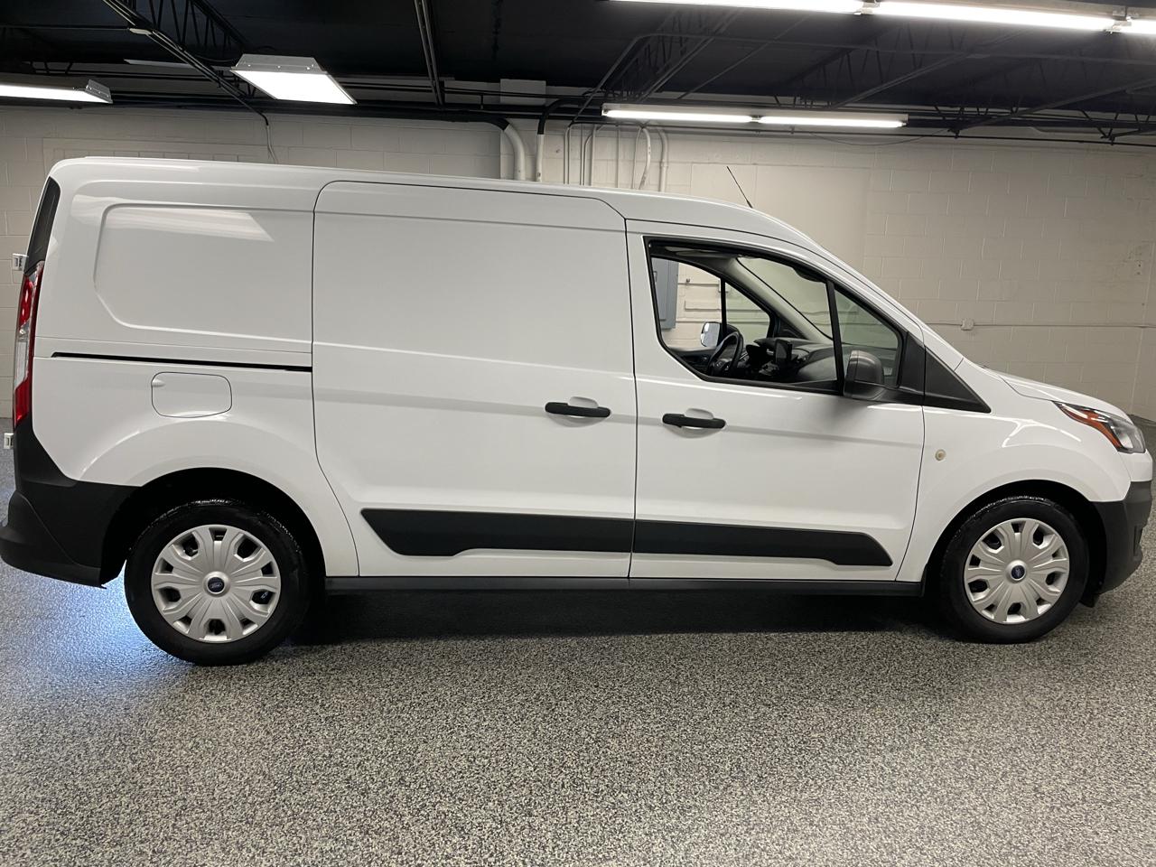 Ford Transit Connect Cargo Van XL LWB 2023