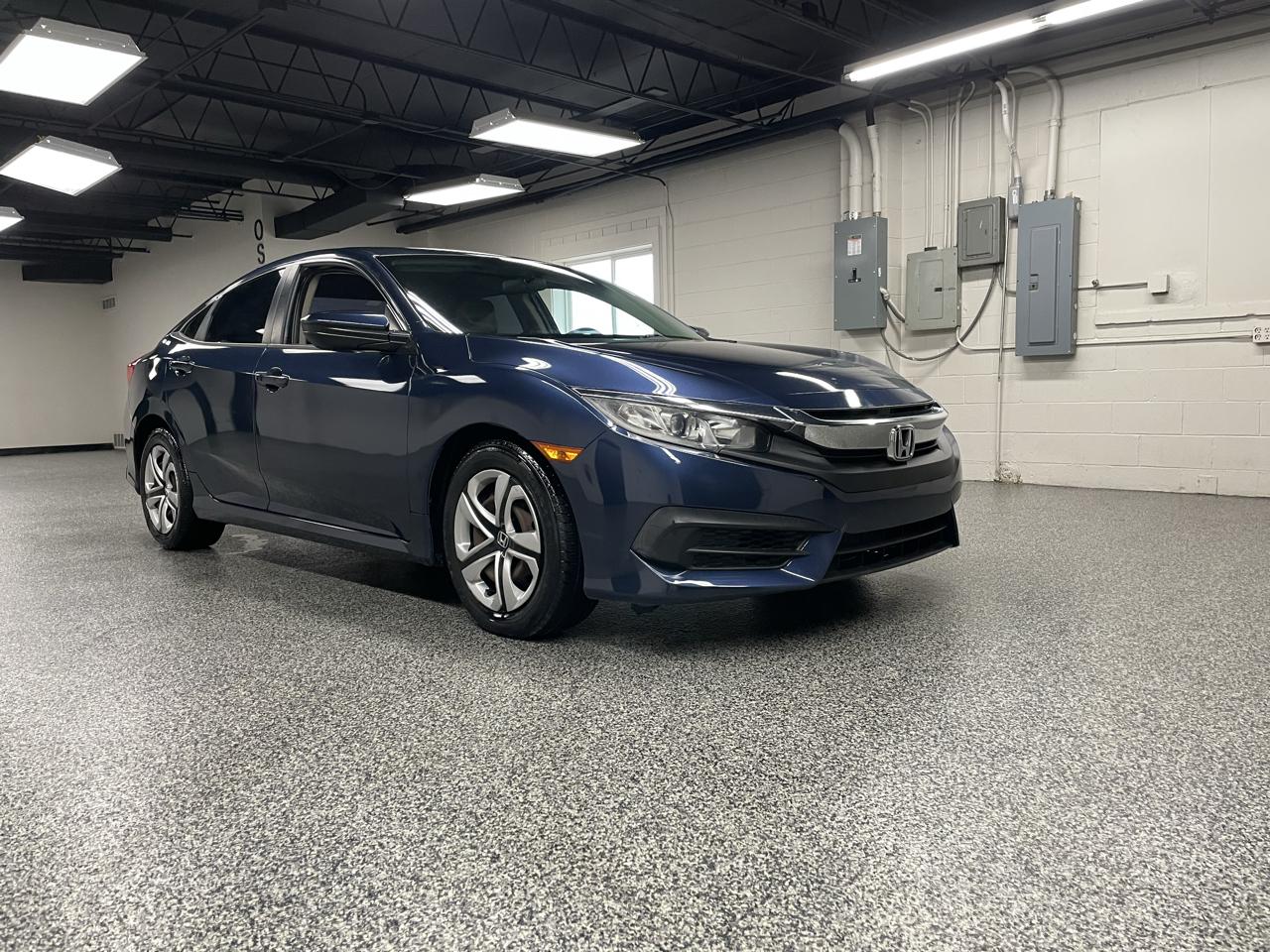 Honda Civic LX Sedan CVT 2016