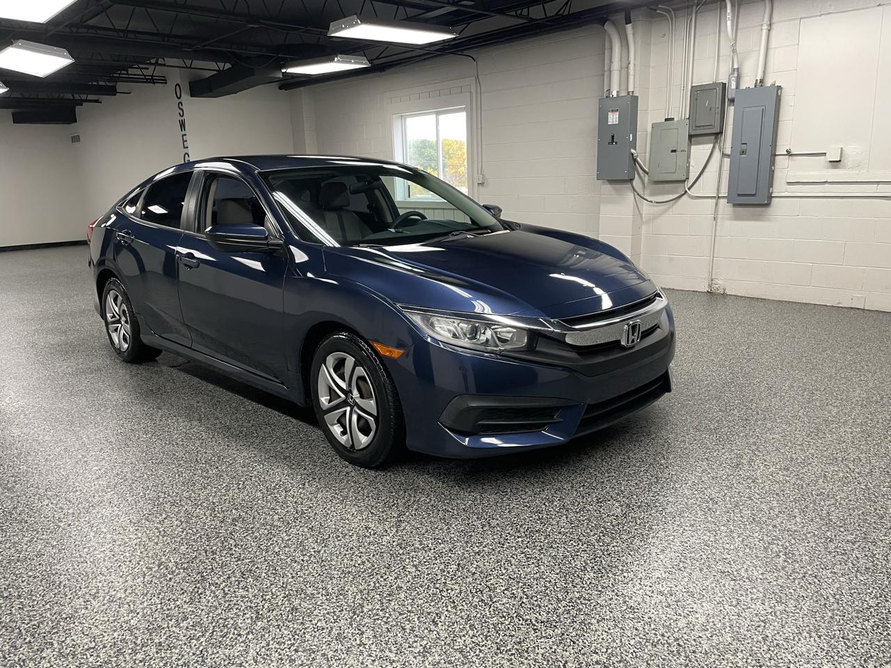 Honda Civic LX Sedan CVT 2016