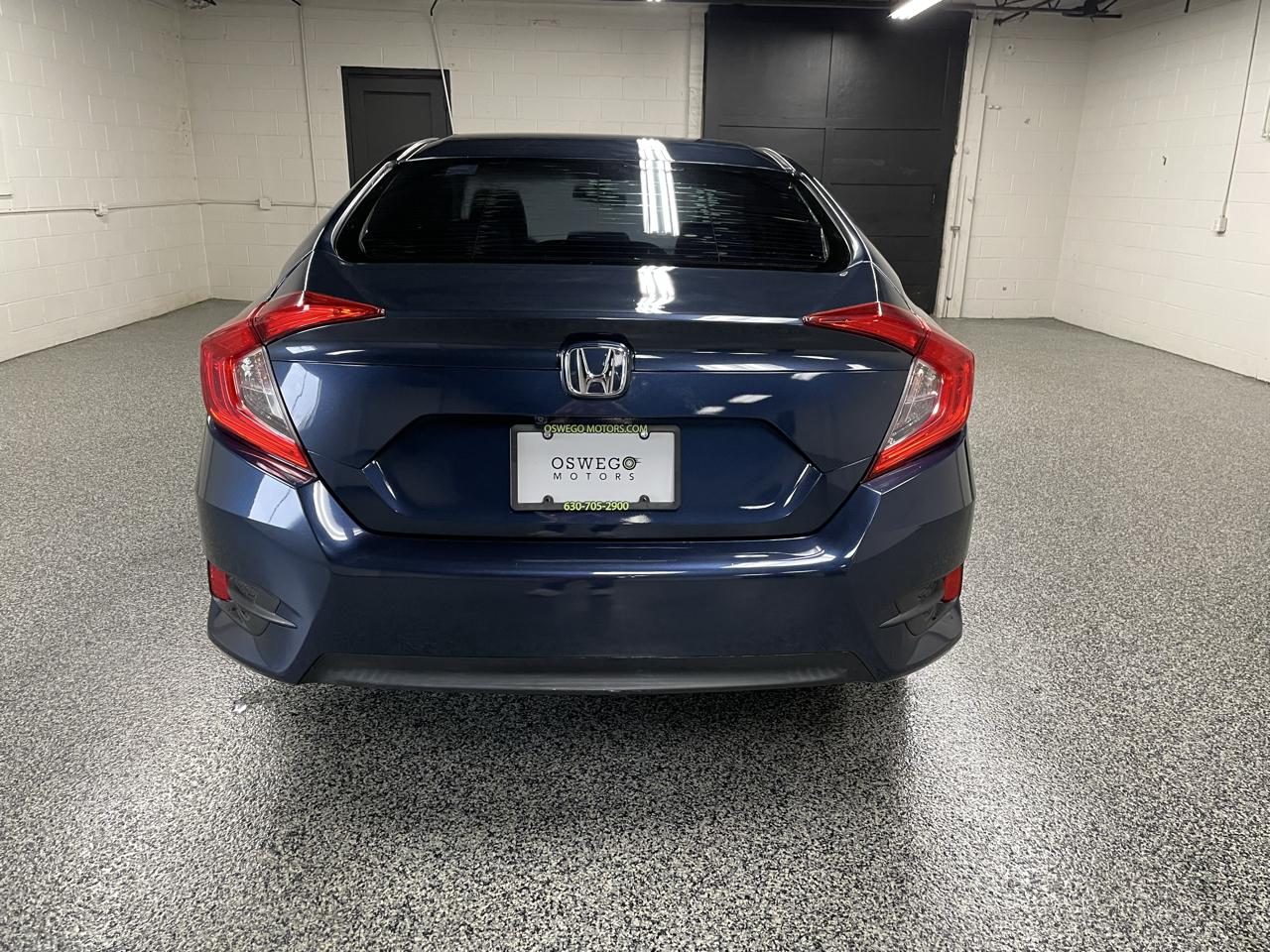 Honda Civic LX Sedan CVT 2016