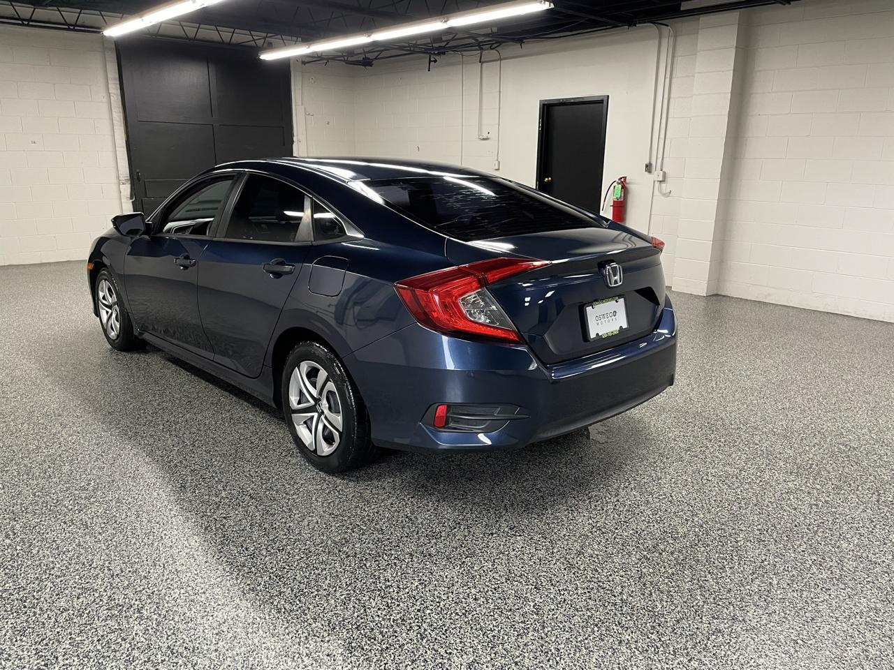 Honda Civic LX Sedan CVT 2016
