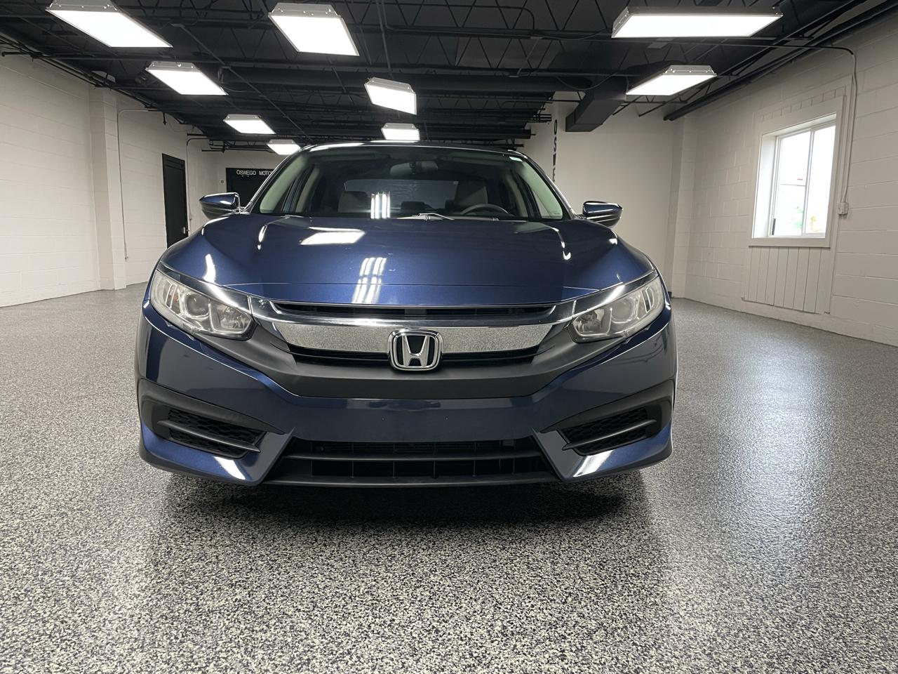 Honda Civic LX Sedan CVT 2016