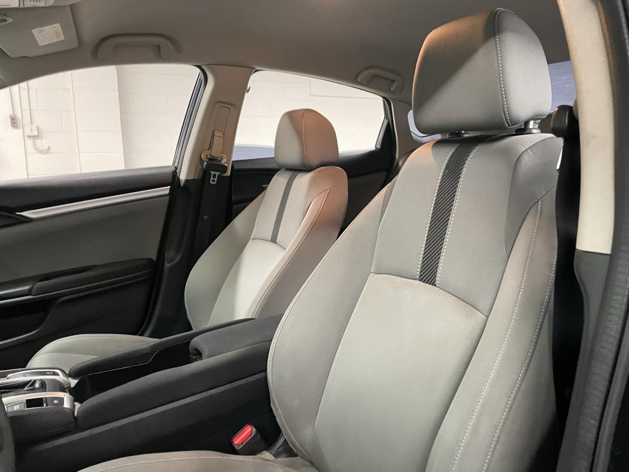Honda Civic LX Sedan CVT 2016