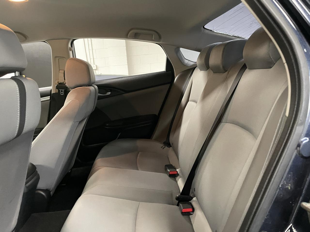 Honda Civic LX Sedan CVT 2016