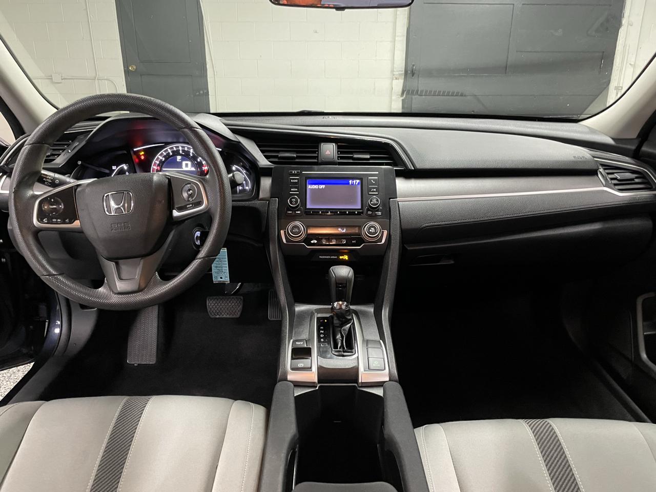 Honda Civic LX Sedan CVT 2016