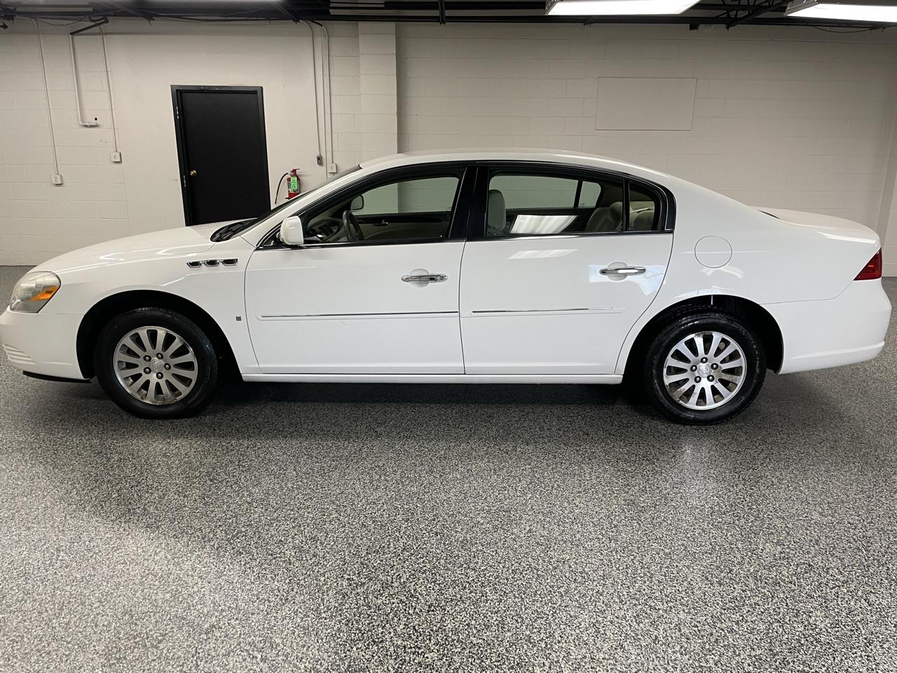 Buick Lucerne CX 2006