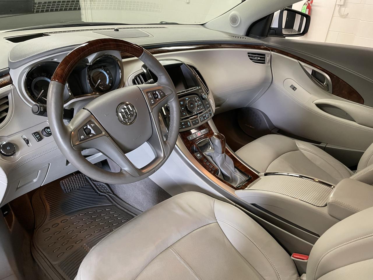 Buick LaCrosse CXL AWD 2010