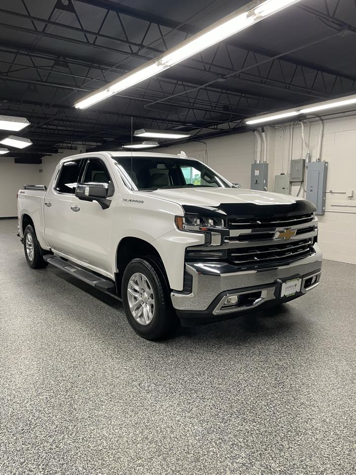 Chevrolet Silverado 1500 LTZ Crew Cab 4WD 2020