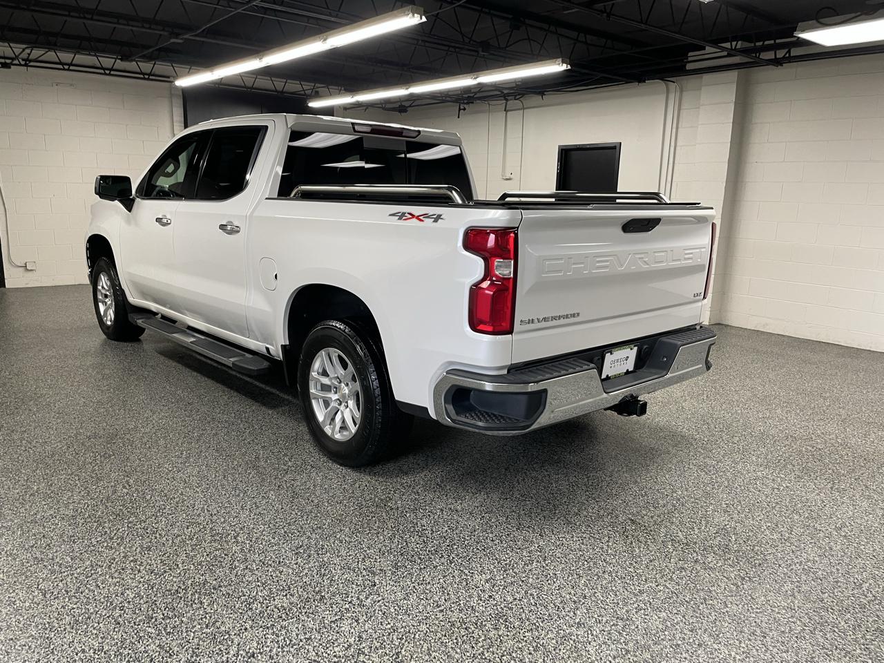 Chevrolet Silverado 1500 LTZ Crew Cab 4WD 2020