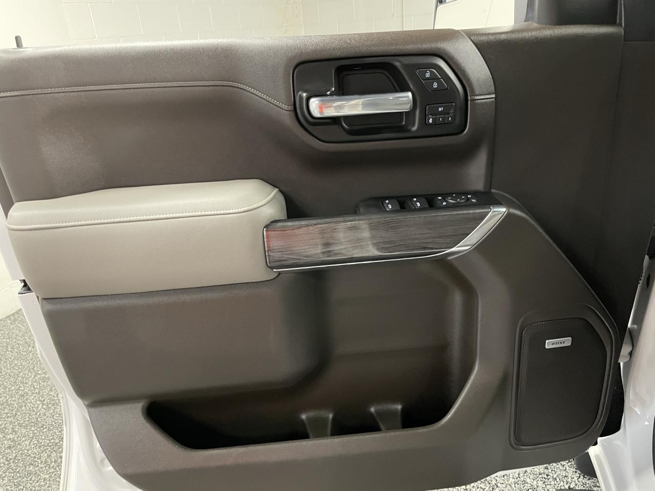 Chevrolet Silverado 1500 LTZ Crew Cab 4WD 2020