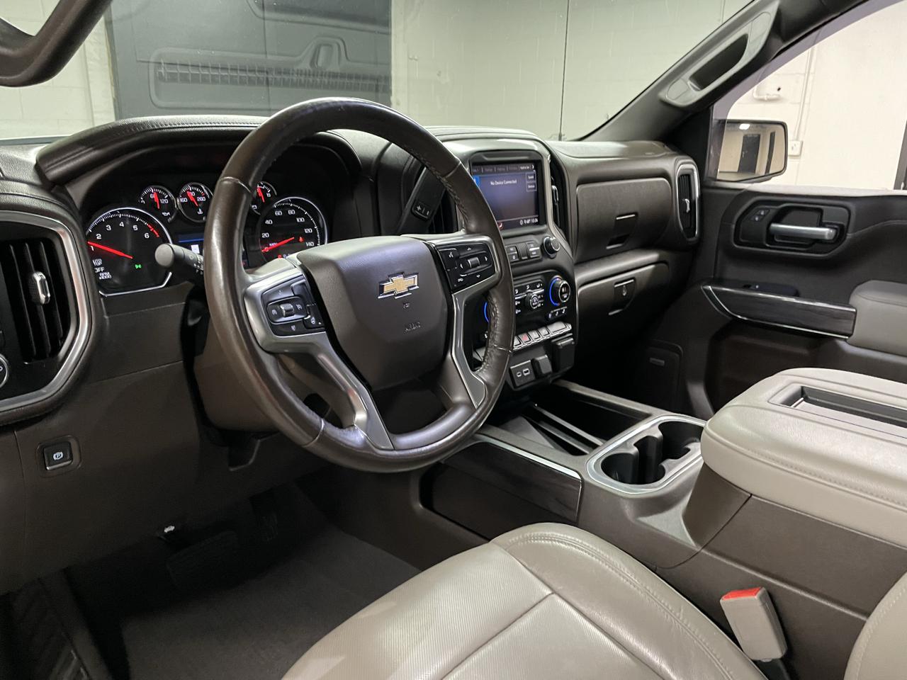 Chevrolet Silverado 1500 LTZ Crew Cab 4WD 2020