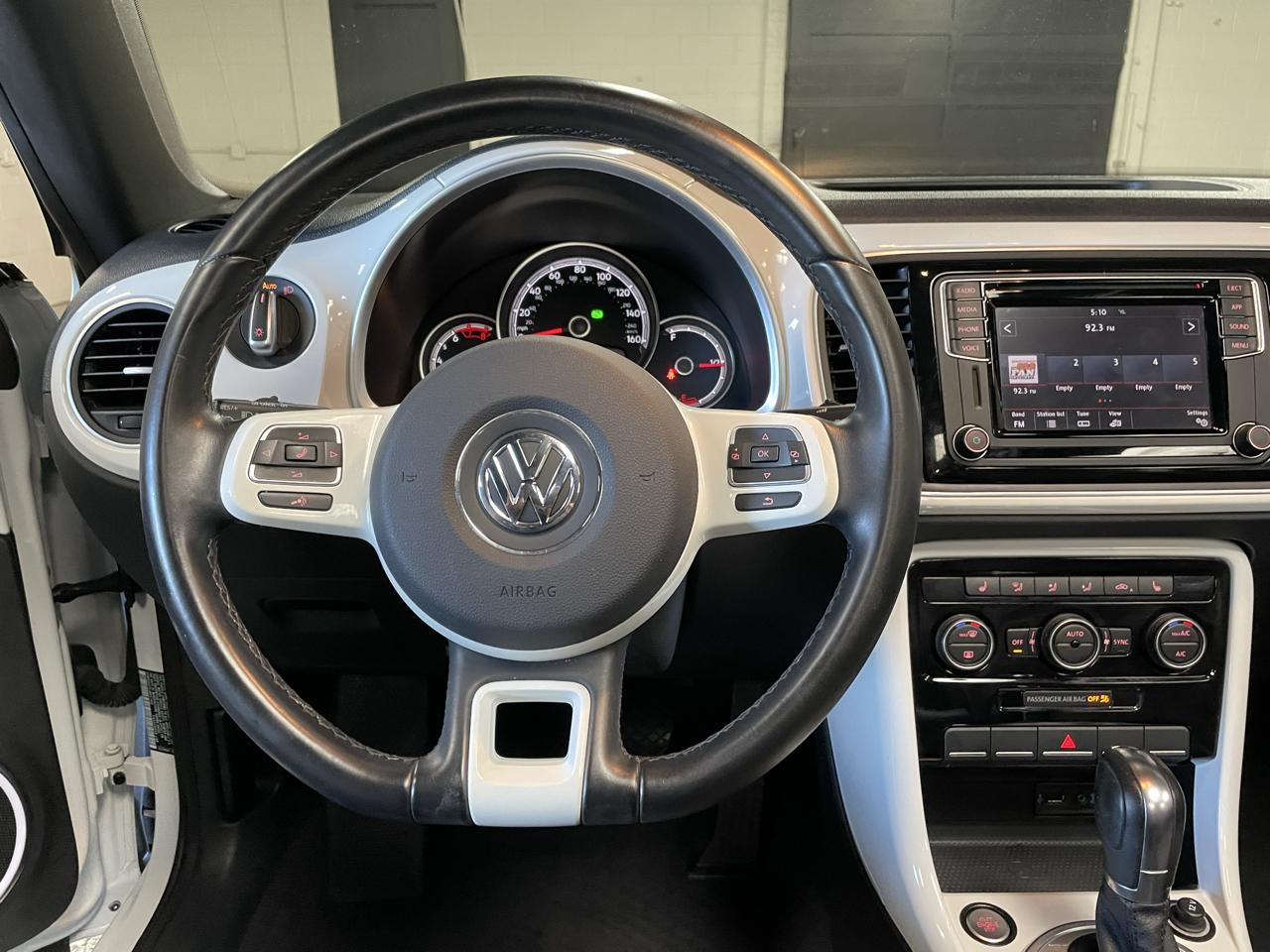Volkswagen Beetle 2.0T SE Convertible 2018