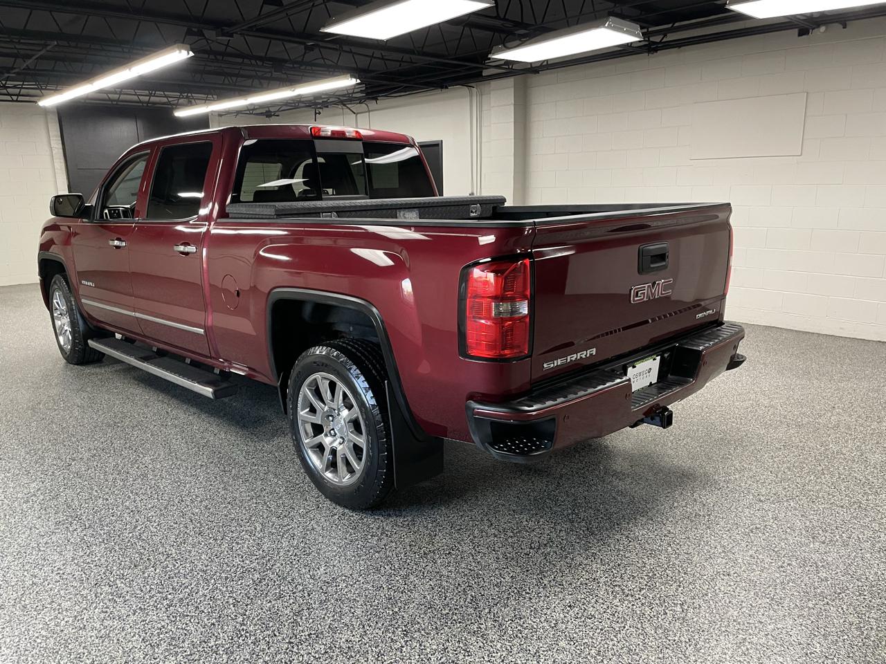 GMC Sierra 1500 Denali Crew Cab 4WD 2014