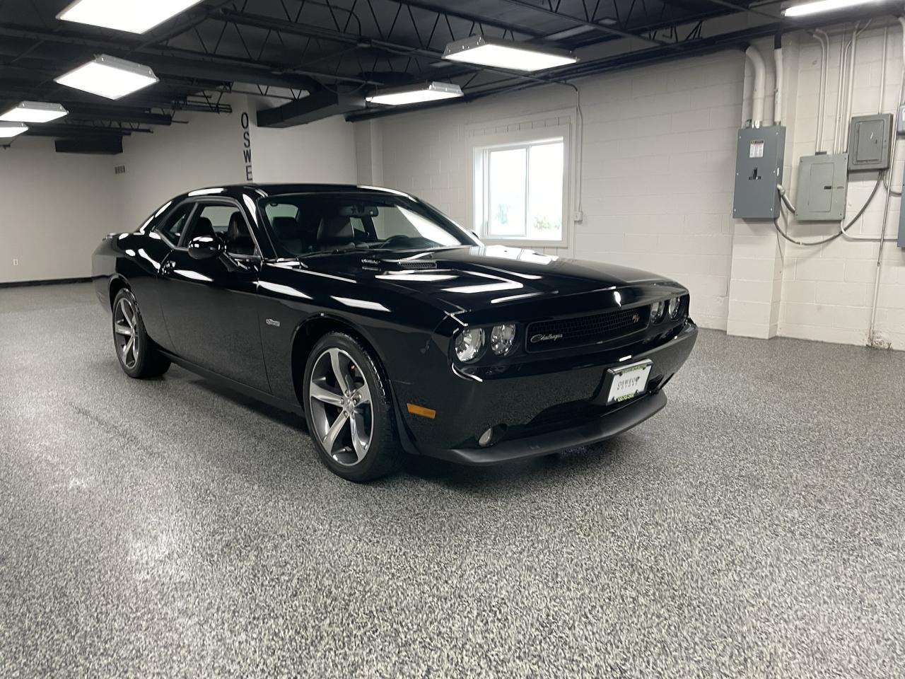 Dodge Challenger  2014