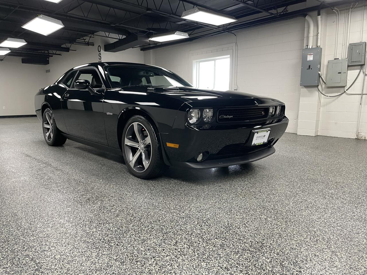 Dodge Challenger  2014