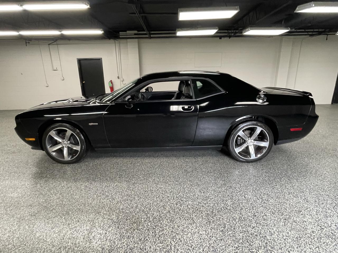 Dodge Challenger  2014