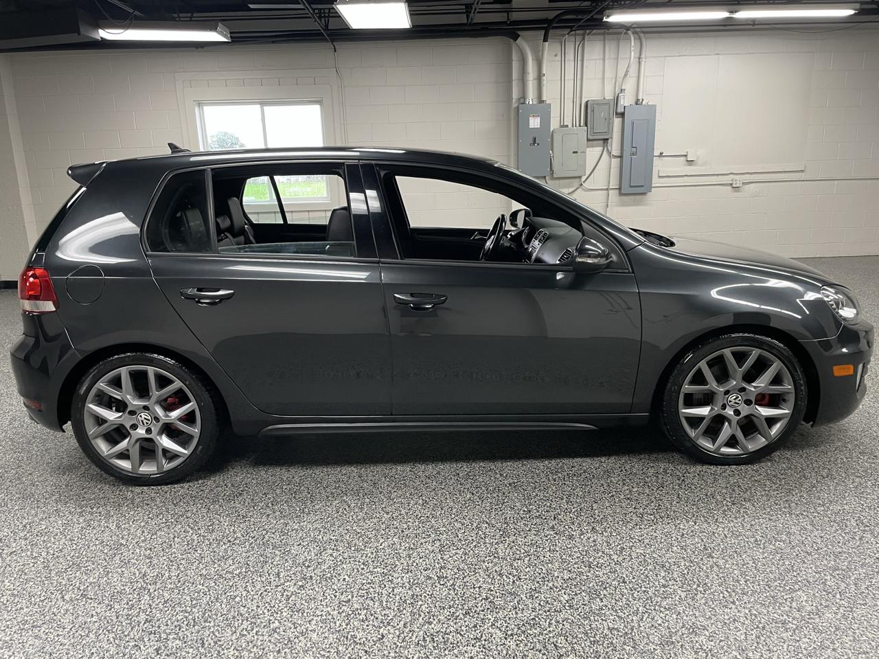 Volkswagen GTI Drivers Edition 4-Door 2014
