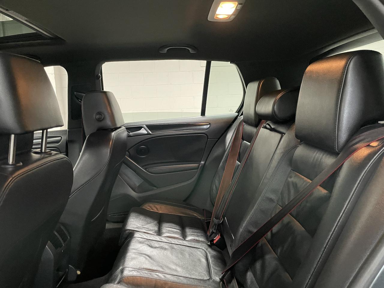 Volkswagen GTI Drivers Edition 4-Door 2014
