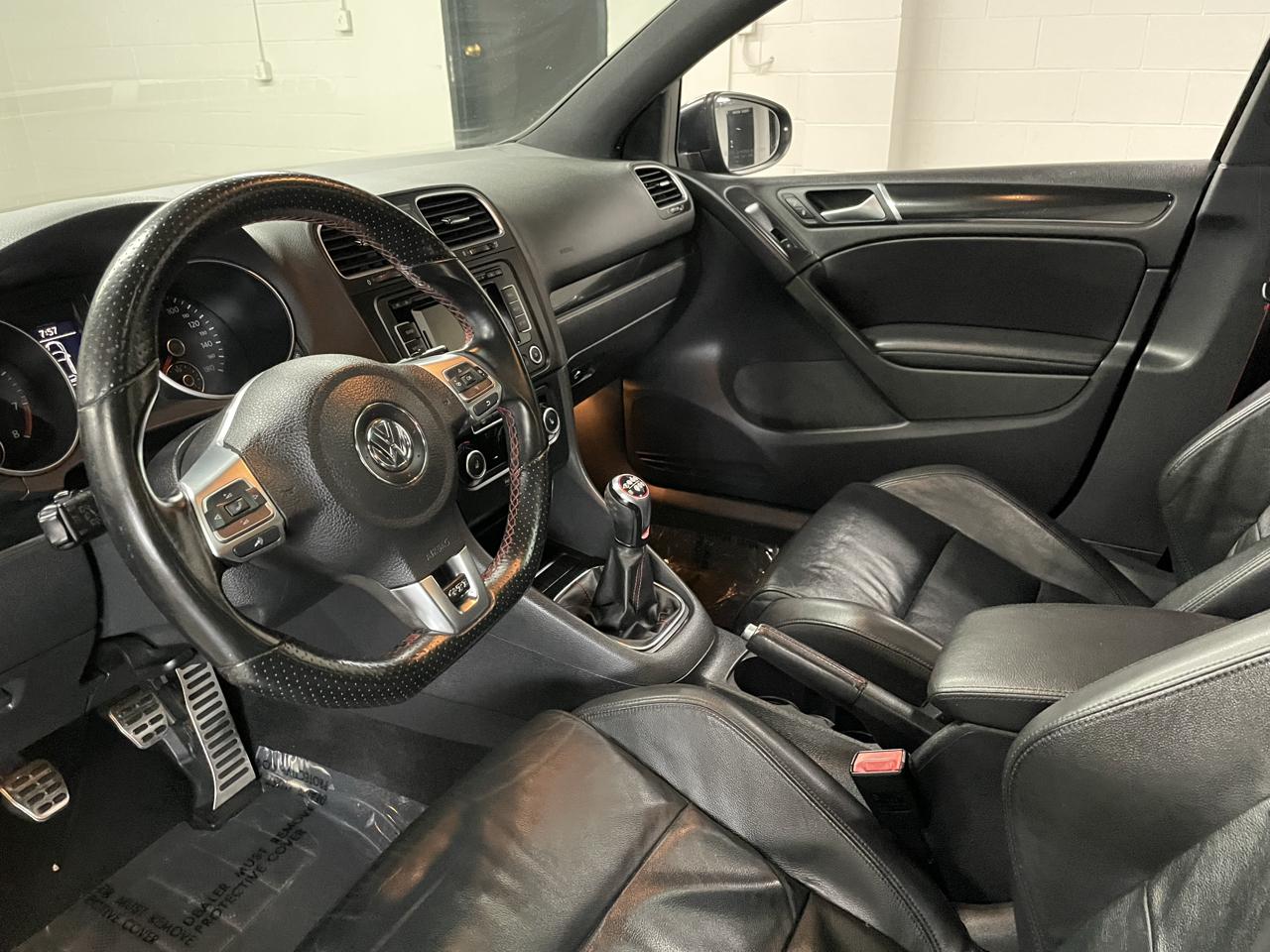 Volkswagen GTI Drivers Edition 4-Door 2014