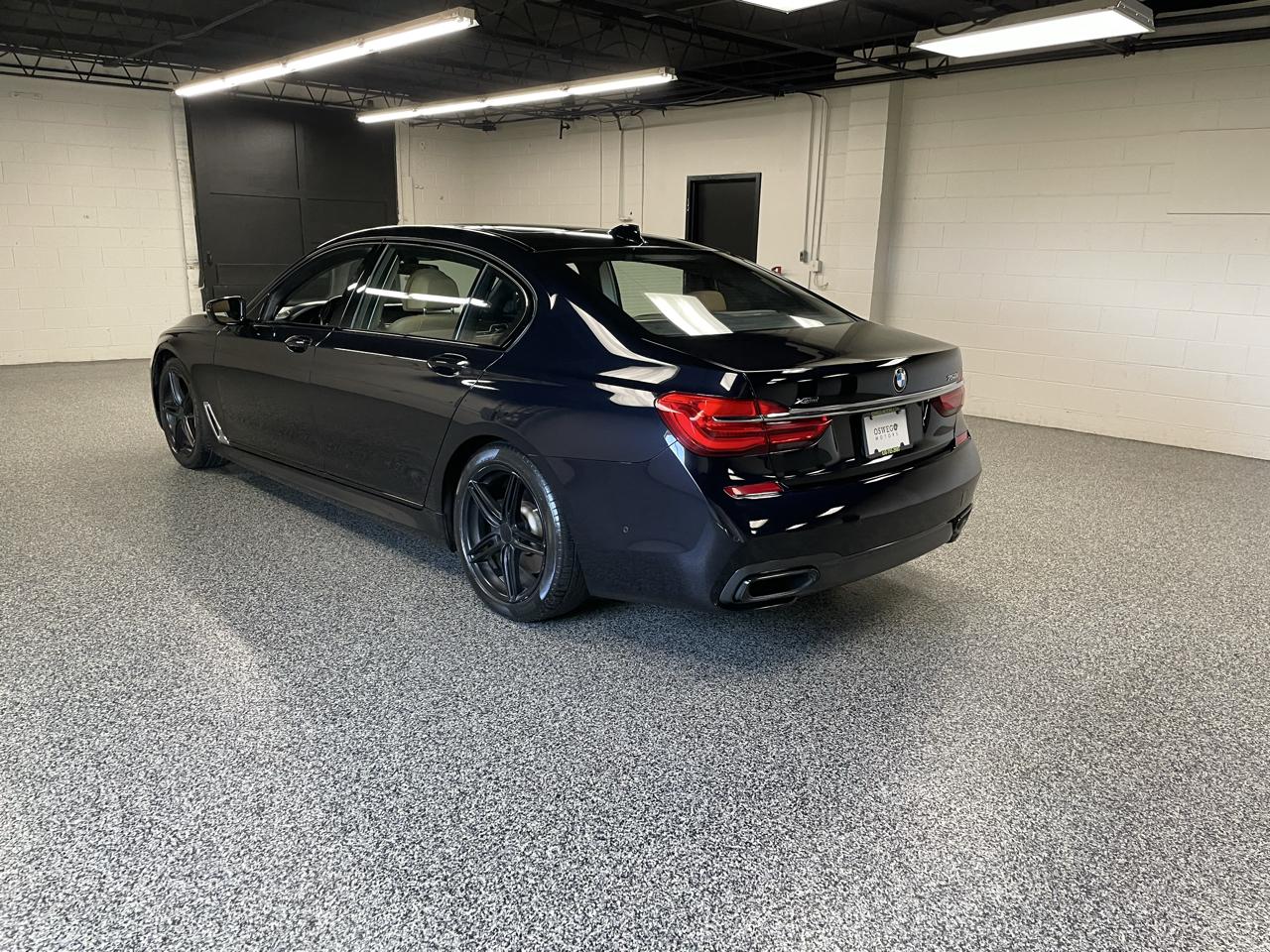 BMW 7-Series 750i xDrive 2016