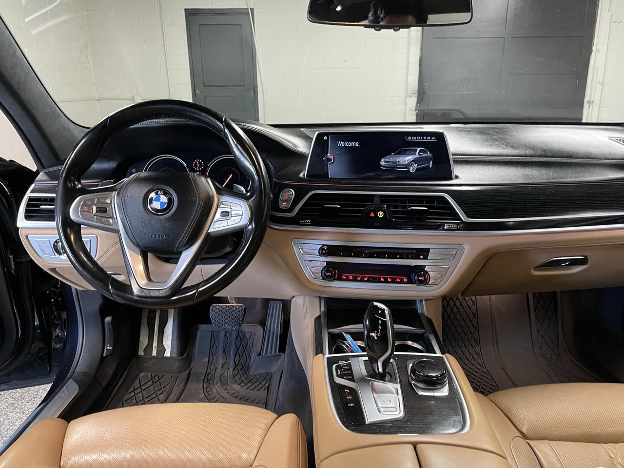BMW 7-Series 750i xDrive 2016