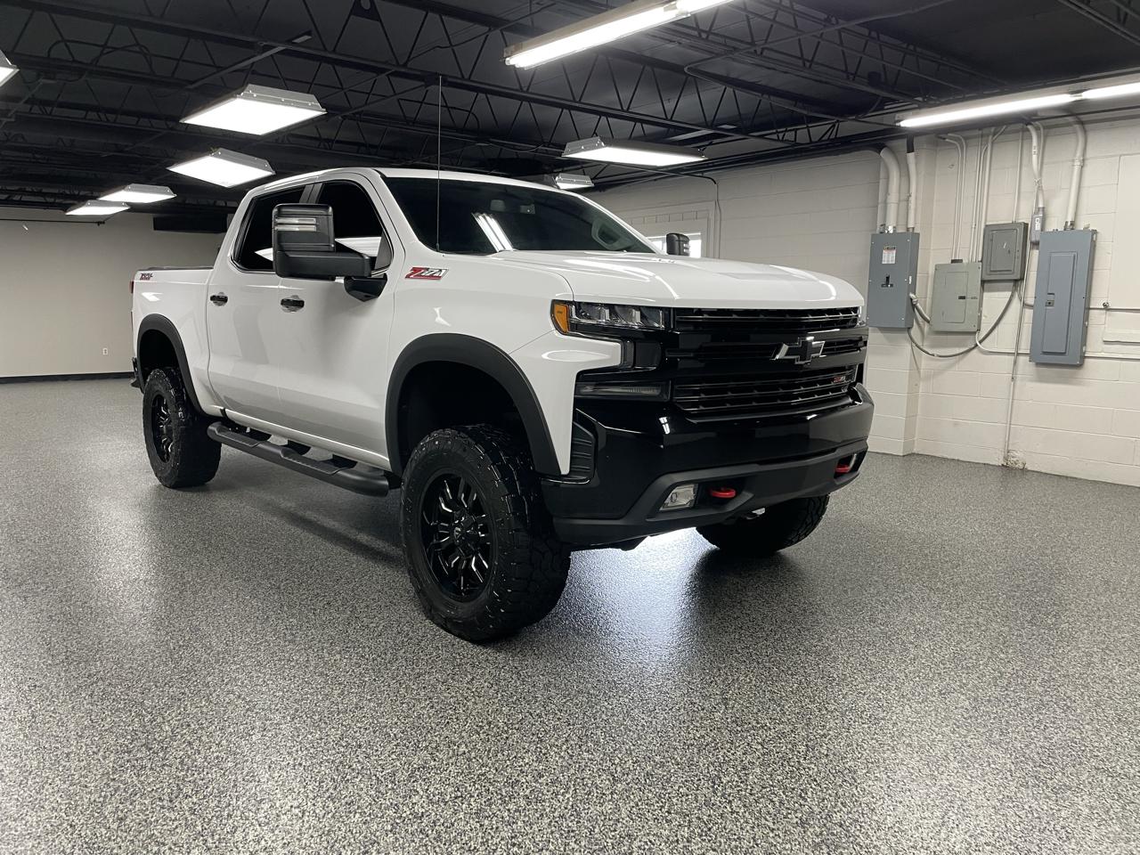 Chevrolet Silverado 1500 LT Trail Boss Crew Cab 4WD 2020