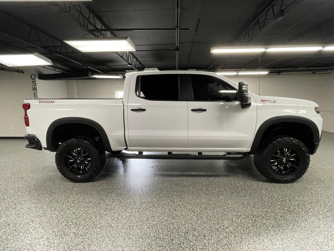 Chevrolet Silverado 1500 LT Trail Boss Crew Cab 4WD 2020