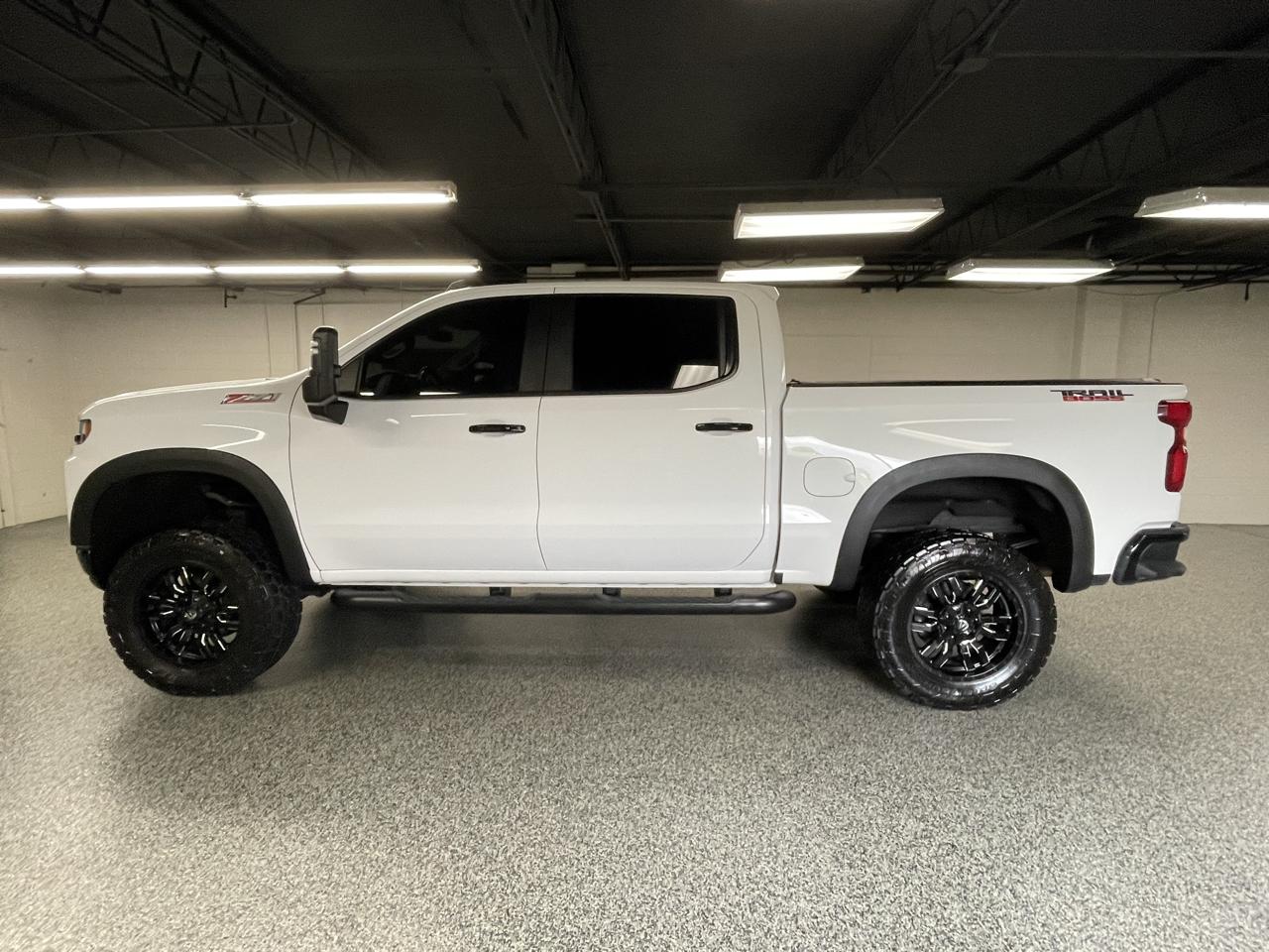 Chevrolet Silverado 1500 LT Trail Boss Crew Cab 4WD 2020