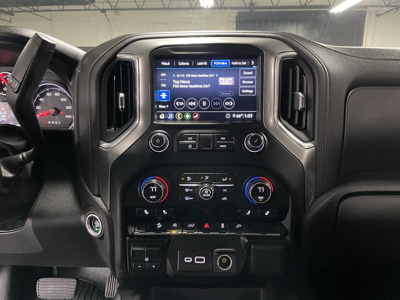 Chevrolet Silverado 1500 LT Trail Boss Crew Cab 4WD 2020