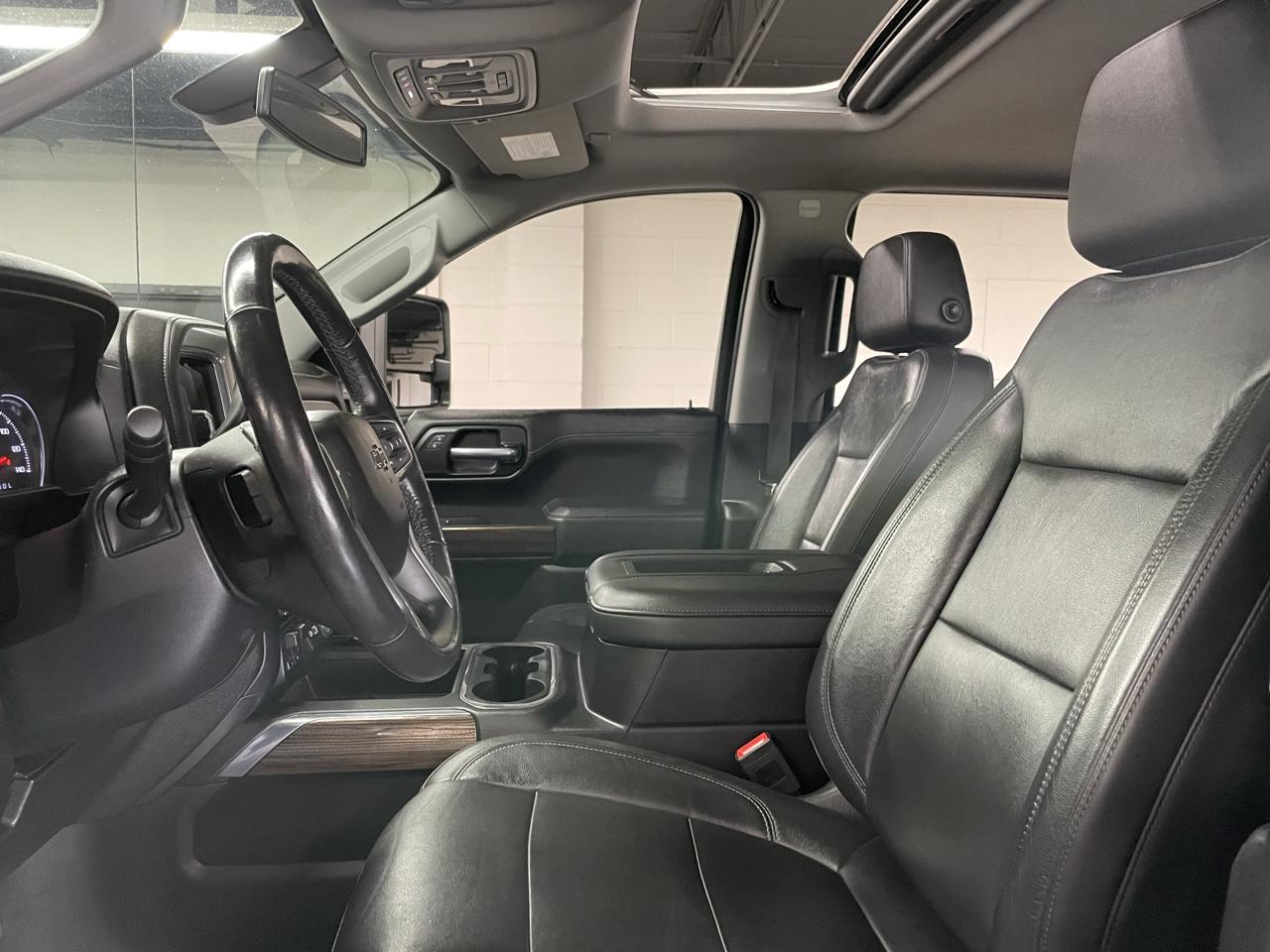 Chevrolet Silverado 1500 LT Trail Boss Crew Cab 4WD 2020