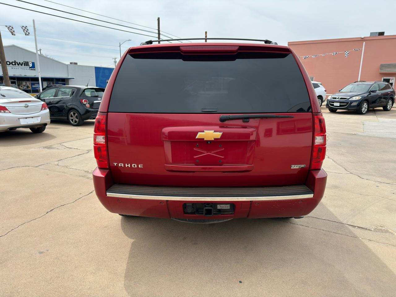 Chevrolet Tahoe  2012