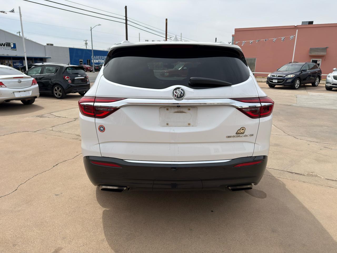 Buick Enclave Essence 2019