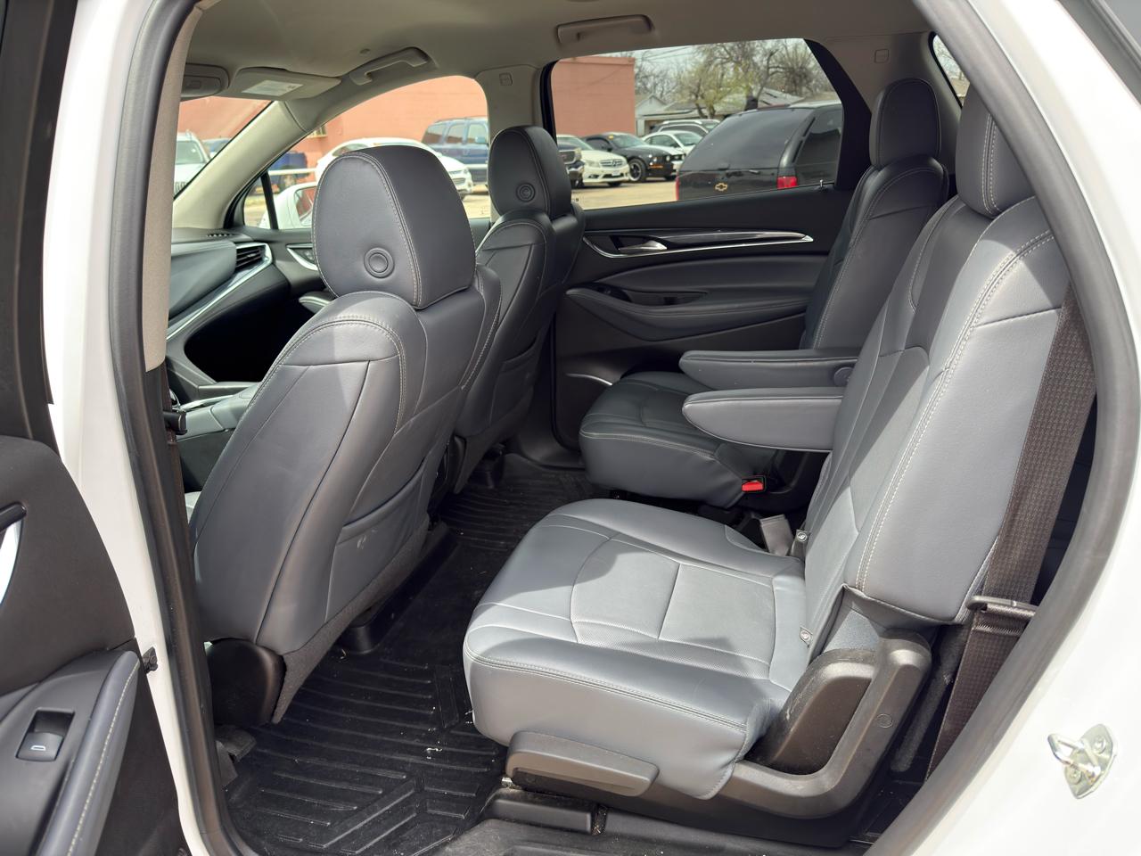 Buick Enclave Essence 2019