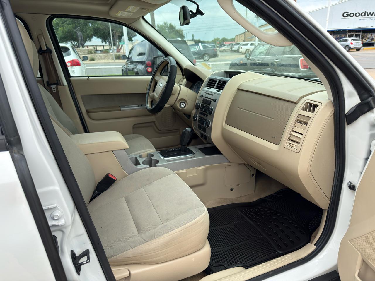 Ford Escape  2012
